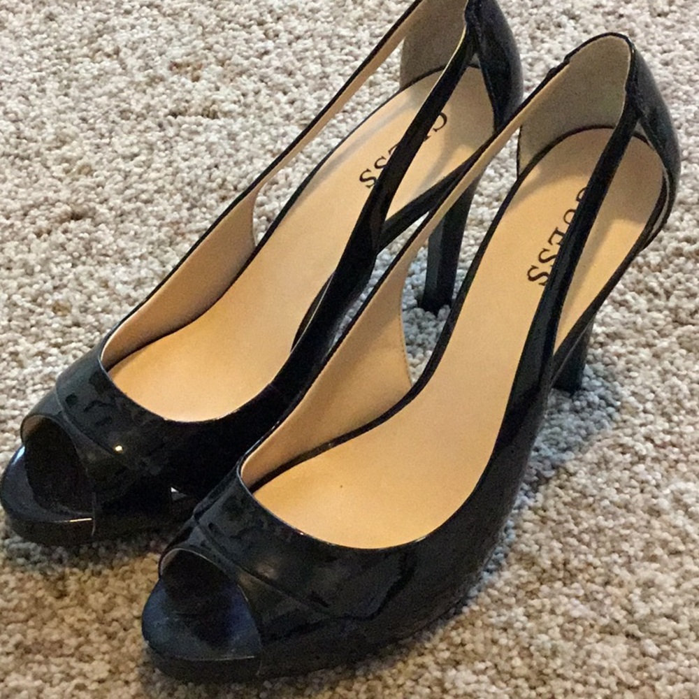 Guess Peep Toe Patent Leather Pump